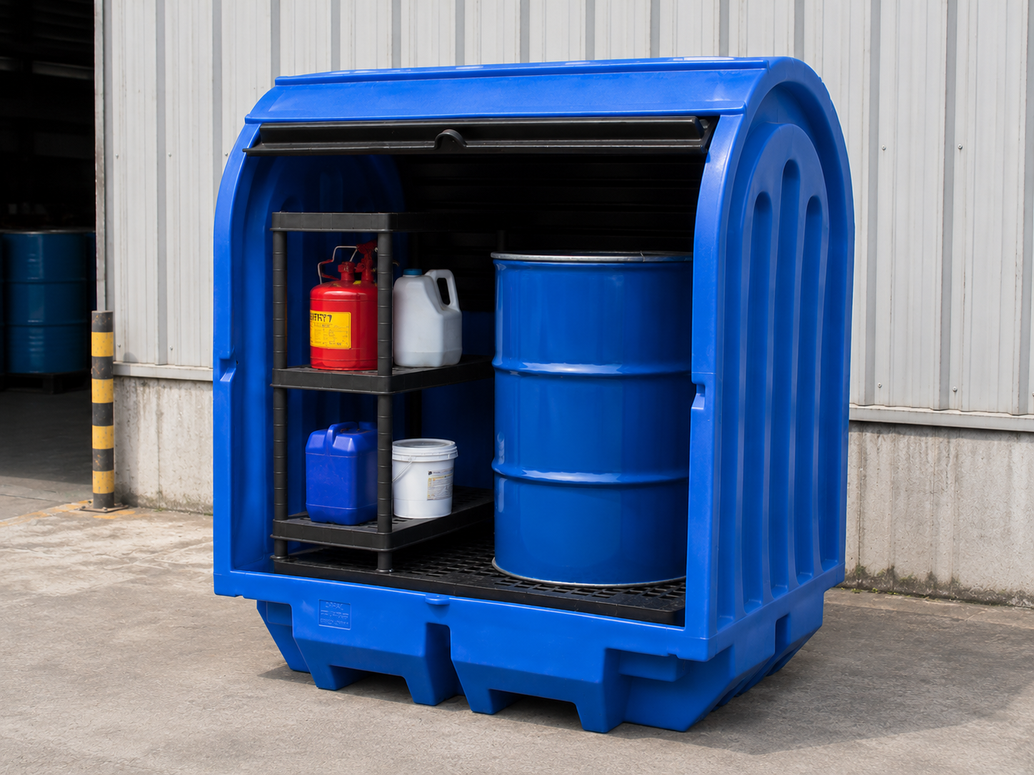 Custom OEM spill containment solutions with bespoke dimensions and branding options