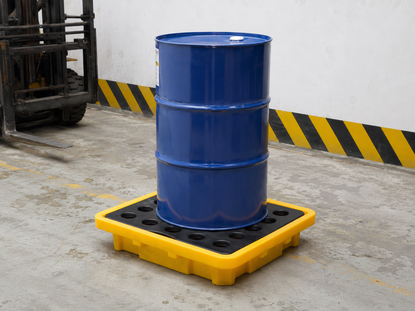 Spill containment pallets -- single drum, double drum, and IBC variants